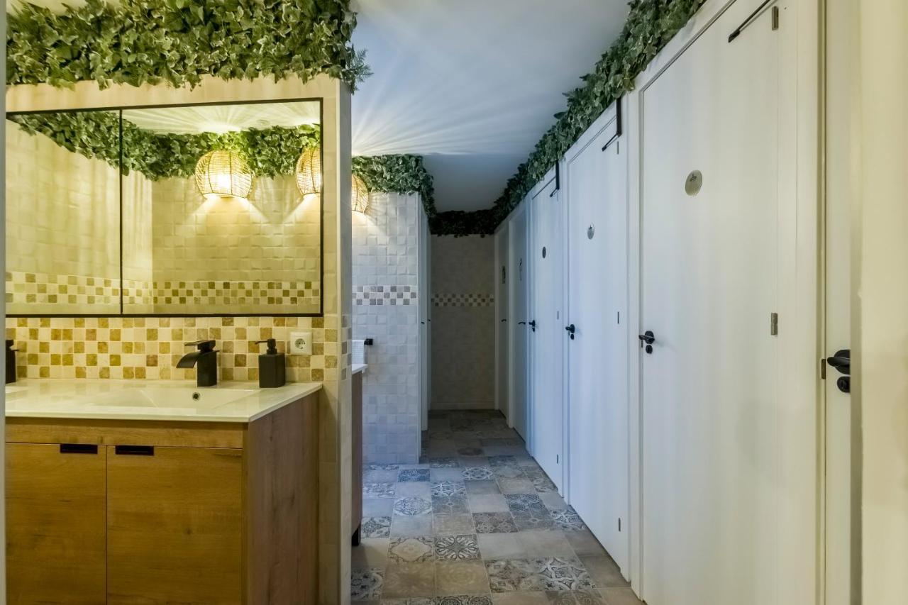 Santo - Coworking - Coliving - Madrid Hostel Exterior foto