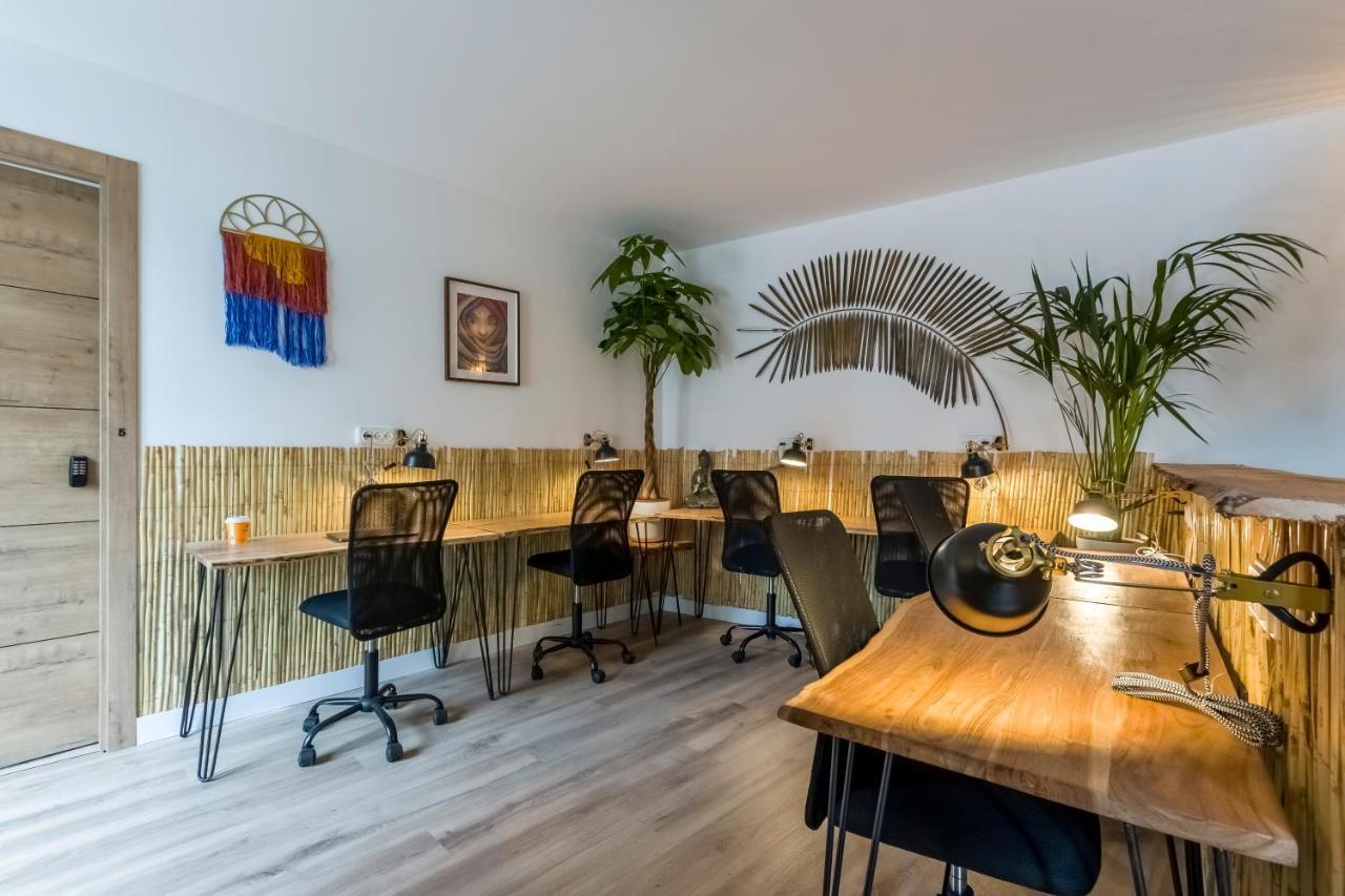 Santo - Coworking - Coliving - Madrid Hostel Exterior foto